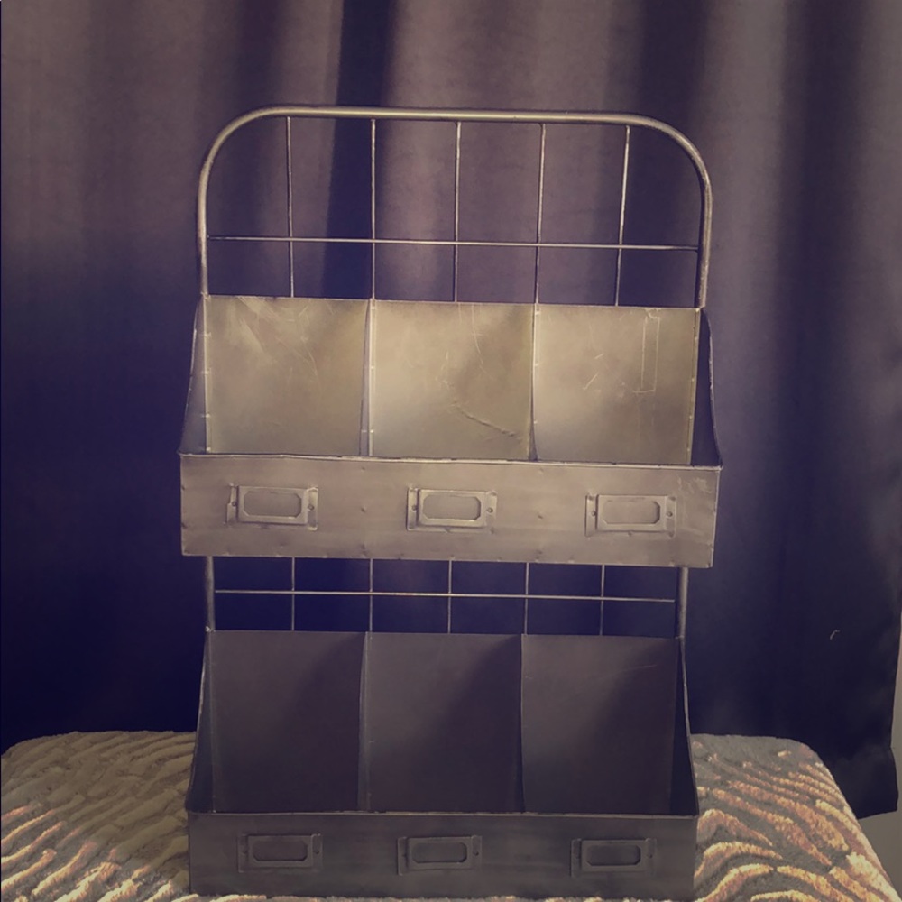 Storage divider - Picture 1 of 3